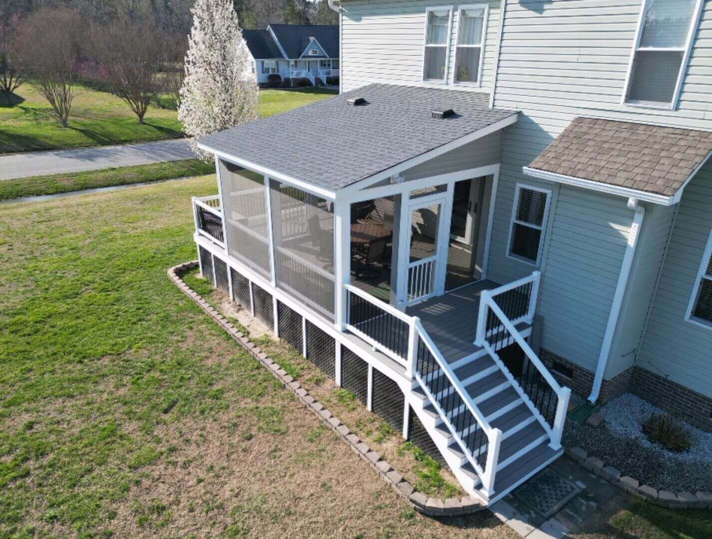 Aerial view of a screened porch built by B&B Decks in Hampton Roads, VA