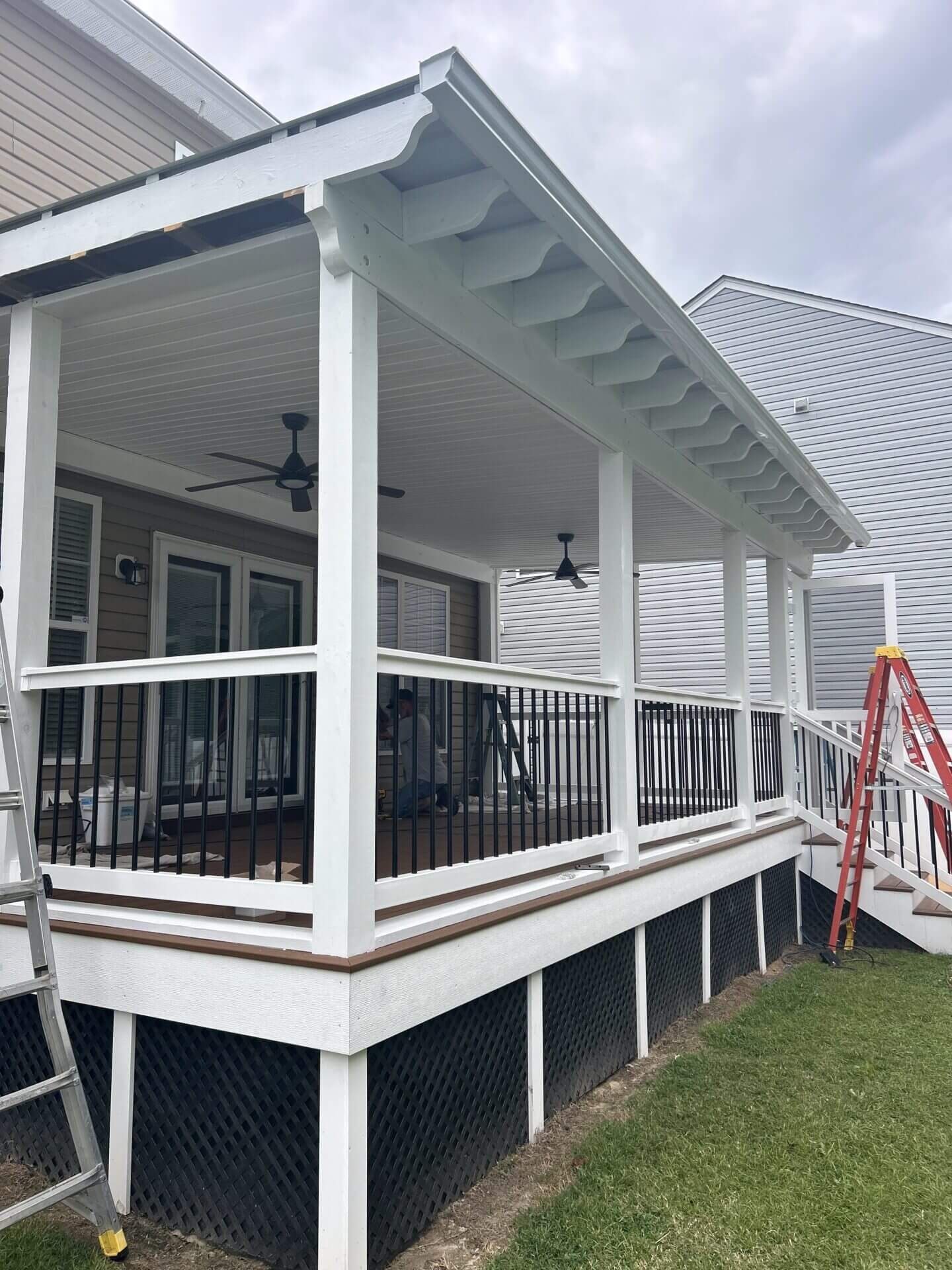 Covered deck with ceiling fans built by B&B Decks in Hampton Roads